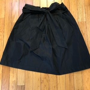 Forever 21 Black taffeta skirt